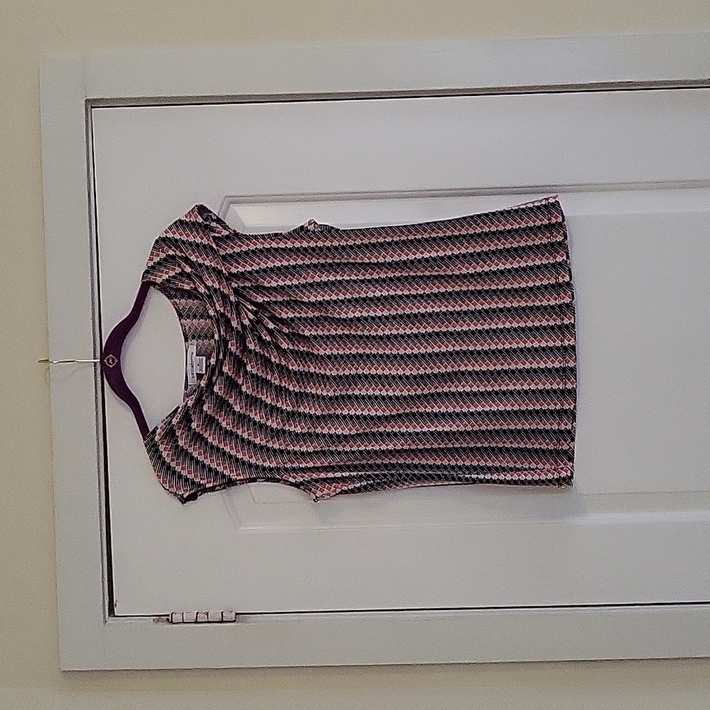 Liz Claiborne, Medium, Pink and white, Sleeveless  Blouse